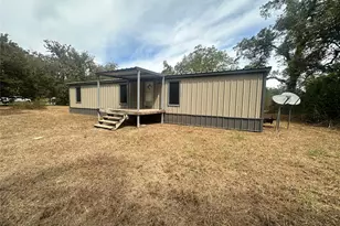 498 Fern Ln, Wharton, TX 77488 - Photo 9