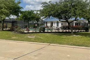 10749 South Lake Mist Lane, Willis, TX 77318 - Photo 33