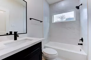 1304 Evelyn St, Houston, TX 77009 - Photo 39