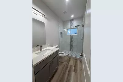 9905 Excaliburs Court #B, Pearland, TX 77584 - Photo 5