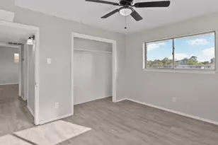 8001 S Loop E, Houston, TX 77012 - Photo 9