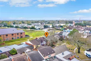 1870 Saxony Ln, Nassau Bay, TX 77058 - Photo 21