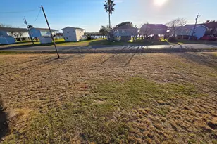 405 Blue Water Blvd, Sargent, TX 77414 - Photo 21