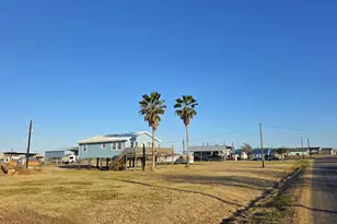 405 Blue Water Blvd, Sargent, TX 77414 - Photo 25