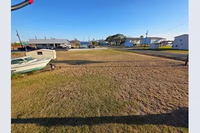 405 Blue Water Boulevard, Sargent, TX 77414 - Photo 23