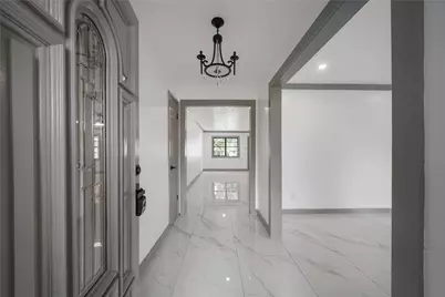 6011 Green Falls Drive, Houston, TX 77088 - Photo 7