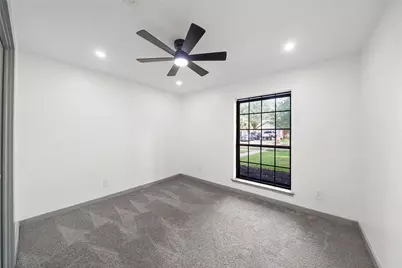 6011 Green Falls Drive, Houston, TX 77088 - Photo 17