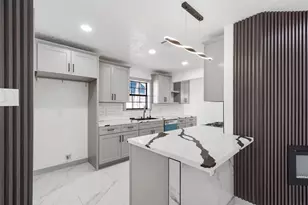 6011 Green Falls Dr, Houston, TX 77088 - Photo 13