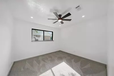 6011 Green Falls Drive, Houston, TX 77088 - Photo 21