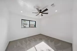 6011 Green Falls Dr, Houston, TX 77088 - Photo 21