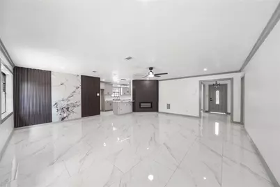 6011 Green Falls Drive, Houston, TX 77088 - Photo 15