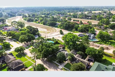 6011 Green Falls Drive, Houston, TX 77088 - Photo 5