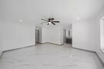 6011 Green Falls Drive, Houston, TX 77088 - Photo 23