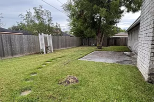 10130 Sageplum Dr, Houston, TX 77089 - Photo 29