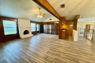 10130 Sageplum Dr, Houston, TX 77089 - Photo 9