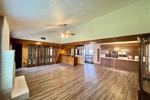 10130 Sageplum Dr, Houston, TX 77089 - Photo 7