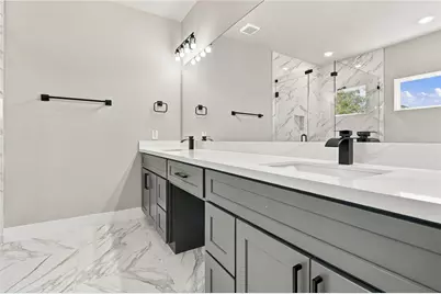 4313 Clover Street #A/B, Houston, TX 77051 - Photo 9