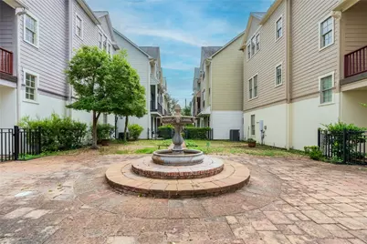 3223 Maxroy Street, Houston, TX 77008 - Photo 29