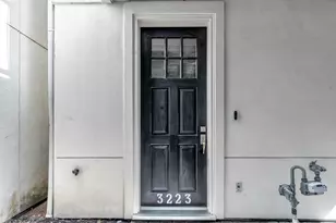 3223 Maxroy St, Houston, TX 77008 - Photo 3