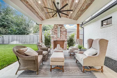 2103 Brimberry Street, Houston, TX 77018 - Photo 5