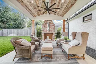 2103 Brimberry St, Houston, TX 77018 - Photo 5