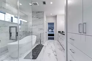 2103 Brimberry St, Houston, TX 77018 - Photo 29