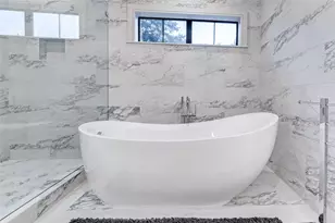 2103 Brimberry St, Houston, TX 77018 - Photo 31