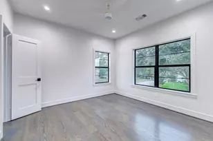 2103 Brimberry St, Houston, TX 77018 - Photo 35