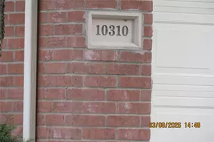 10310 Mills Run Dr, Houston, TX 77070 - Photo 5