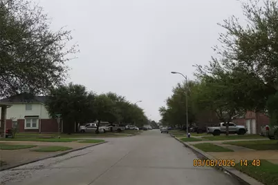 10310 Mills Run Drive, Houston, TX 77070 - Photo 7