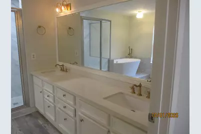 25 Dover Drive, Conroe, TX 77304 - Photo 23
