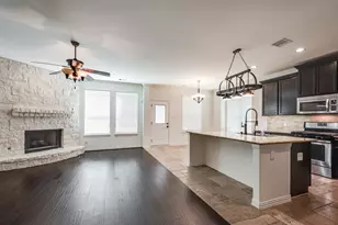2813 Lost Maples Dr, Pearland, TX 77584 - Photo 11