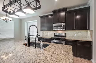 2813 Lost Maples Dr, Pearland, TX 77584 - Photo 15