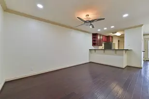 402 Postoffice, Galveston, TX 77550 - Photo 13
