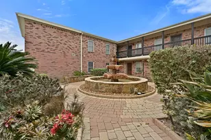 402 Postoffice, Galveston, TX 77550 - Photo 25