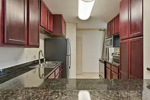 402 Postoffice, Galveston, TX 77550 - Photo 5