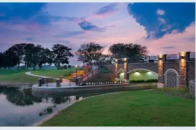 4611 Sunset Circle, Sugar Land, TX 77479 - Photo 9