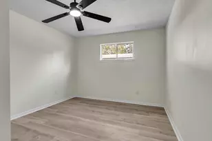 215 Sparkling Water Dr, Huffman, TX 77336 - Photo 19