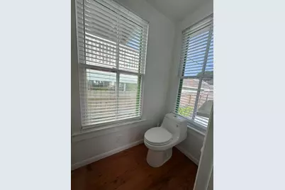3009 Avenue Q, Galveston, TX 77550 - Photo 3