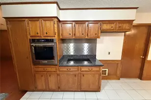 913 Cannan Dr, Angleton, TX 77515 - Photo 33