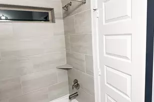 3904 Centre Plains Way, Houston, TX 77043 - Photo 7