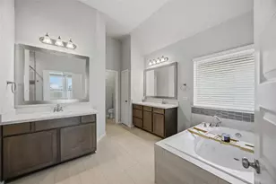 3904 Centre Plains Way, Houston, TX 77043 - Photo 29