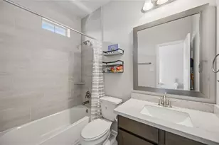 3904 Centre Plains Way, Houston, TX 77043 - Photo 25