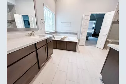 3904 Centre Plains Way, Houston, TX 77043 - Photo 29