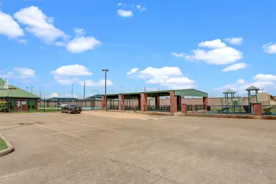 3302 S Bending Oaks Lane, Pearland, TX 77584 - Photo 15