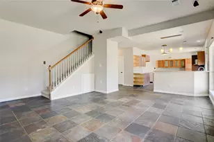 3302 S Bending Oaks Ln, Pearland, TX 77584 - Photo 5