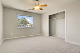 3302 S Bending Oaks Ln, Pearland, TX 77584 - Photo 9