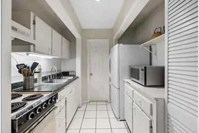 1840 Norfolk Street, Houston, TX 77098 - Photo 41