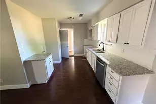 8306 Minnesota St, Houston, TX 77034 - Photo 7