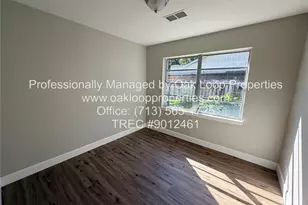 8306 Minnesota St, Houston, TX 77034 - Photo 9